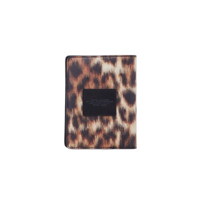 THE LEATHER PASSPORT CASE IN LEOPARD